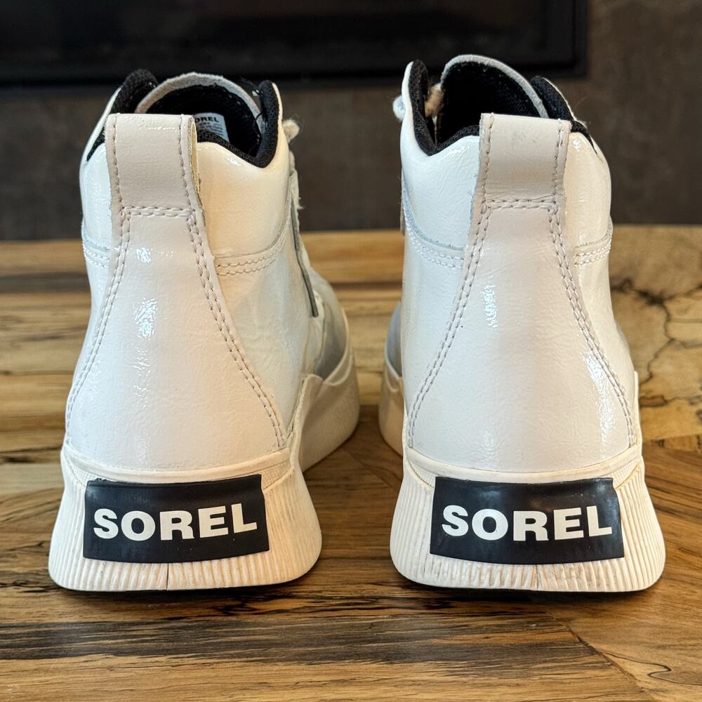 Sorel Kids Out N About IV Classic Waterproof Boots White Silver Size 4 Youth - Picture 5 of 12